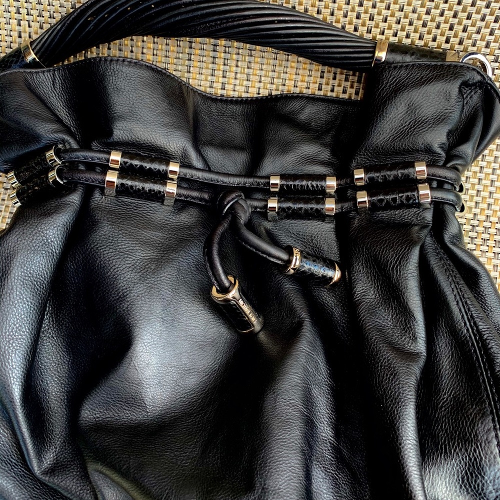 EXCELLENT CONDITION- Michael Kors Black Leather Hobo - Picture 7 of 13